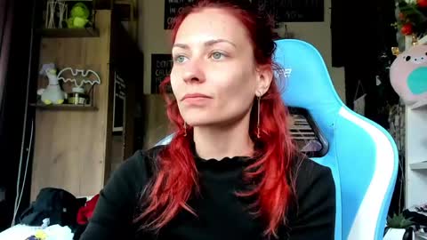 karoline121 online show from May 13, 7:50 am