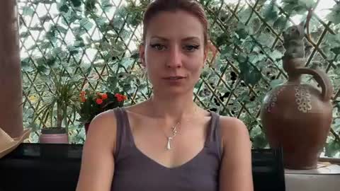 Snapshot of karoline121 chatting on June 19, 4:22 pm karoline121 online show from June 19, 4:22 pm