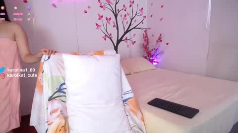 Karolina 3 online show from September 21, 2:08 pm