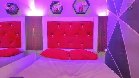 Karol online show from May 4, 12:12 pm