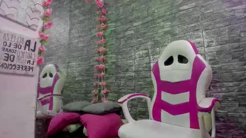 KAROLL online show from February 26, 12:37 pm