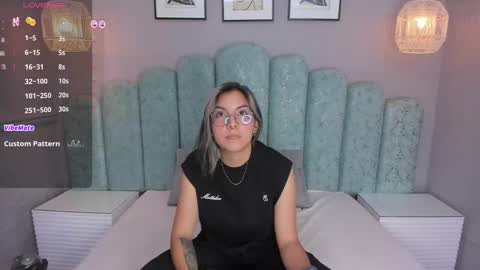 Karol Santos online show from February 4, 9:38 am