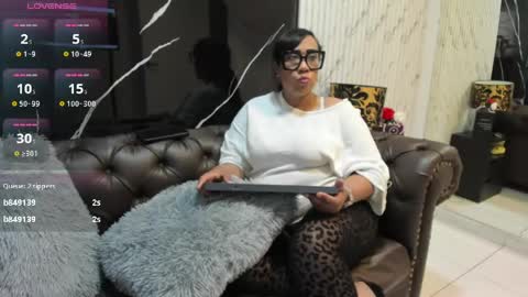 Snapshot of karollwestt chatting on June 3, 11:24 am My name is Miss Karol online show from June 3, 11:24 am