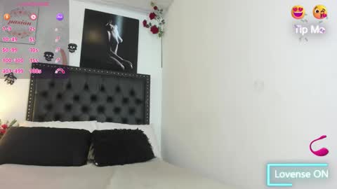 Snapshot of karolperes chatting on October 18, 7:14 pm Karol online show from October 18, 7:14 pm