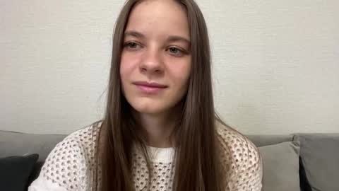 Lia online show from May 2, 4:01 pm