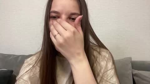 Lia online show from May 8, 4:01 pm