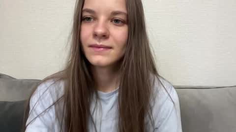 Lia online show from May 17, 4:03 pm