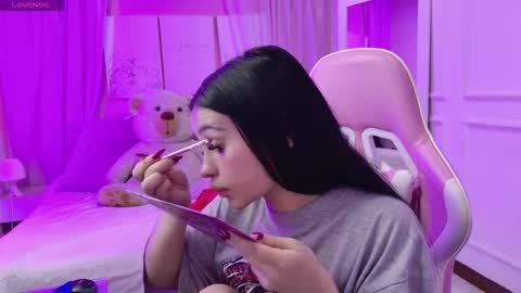 Snapshot of kary_bm chatting on March 21, 1:54 am Kary online show from March 21, 1:54 am