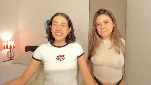 Kary -N- Tylor online show from July 1, 1:29 am