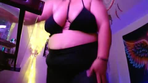 Snapshot of kasandra_314 chatting on April 26, 6:00 am kasandra online show from April 26, 6:00 am