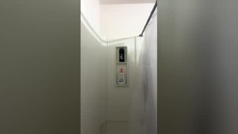 Snapshot of kasekase1234 chatting on February 18, 10:06 pm kasekase1234 online show from February 18, 10:06 pm