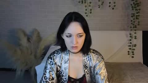 Kasey online show from May 5, 1:02 am