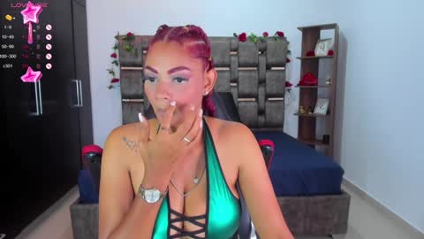Snapshot of kassandra____ chatting on December 28, 8:26 am Kassandra online show from December 28, 8:26 am