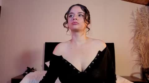 kassandra james online show from May 11, 11:05 am