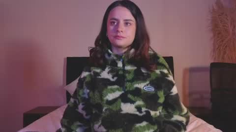kassandra james online show from July 14, 11:38 am