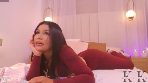 Snapshot of kassia_kim chatting on June 3, 3:53 am Kassia online show from June 3, 3:53 am