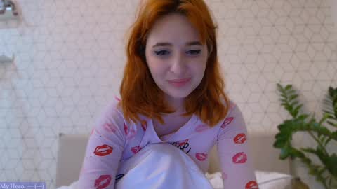 Snapshot of kat_here chatting on January 3, 9:47 pm Katya online show from January 3, 9:47 pm