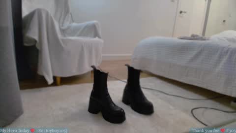 Snapshot of kat_here chatting on February 27, 7:37 pm Katya online show from February 27, 7:37 pm