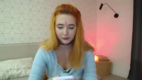 Snapshot of kat_here chatting on September 25, 5:38 pm Katya online show from September 25, 5:38 pm