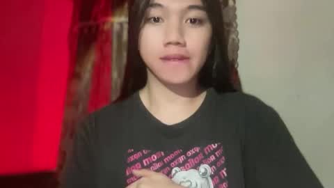 Snapshot of kat_hollandx chatting on December 19, 5:20 pm Majesty online show from December 19, 5:20 pm