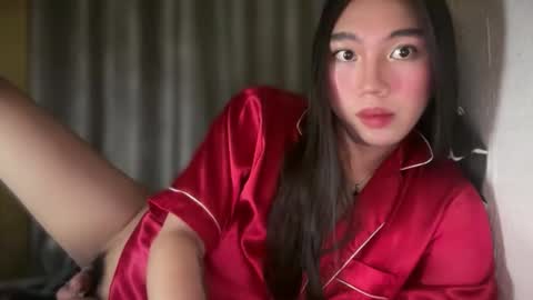 Majesty online show from May 6, 7:08 pm