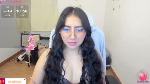 Kat       online show from October 31, 10:38 am