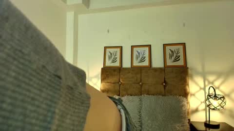 kat paradisse online show from March 27, 11:43 am