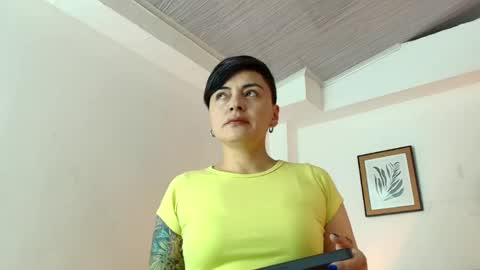 kat paradisse online show from May 2, 11:37 am