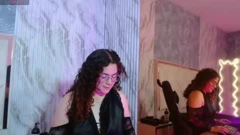 katalella_tay1 online show from July 9, 7:23 am