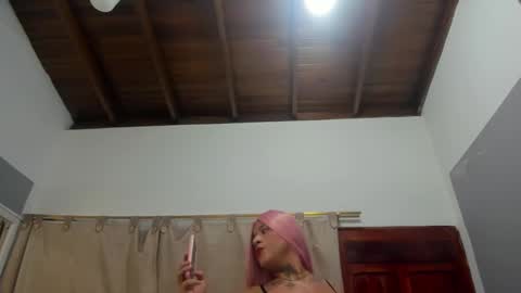 Snapshot of kataleya_zuluaga chatting on February 27, 6:50 am kataleya_zuluaga online show from February 27, 6:50 am