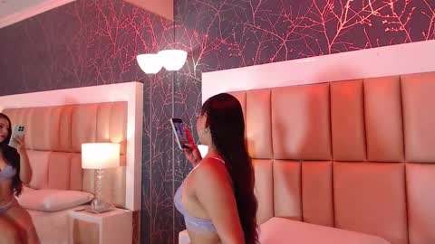 Snapshot of kataleyablazze chatting on March 7, 12:02 pm Kiara online show from March 7, 12:02 pm