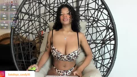 Snapshot of kataleyacandy chatting on December 18, 10:02 pm Kataleya online show from December 18, 10:02 pm