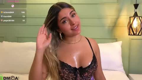 Snapshot of kataliina_18 chatting on January 5, 5:27 pm Kat online show from January 5, 5:27 pm