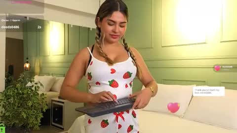 Snapshot of kataliina_18 chatting on January 7, 11:56 am Kat online show from January 7, 11:56 am