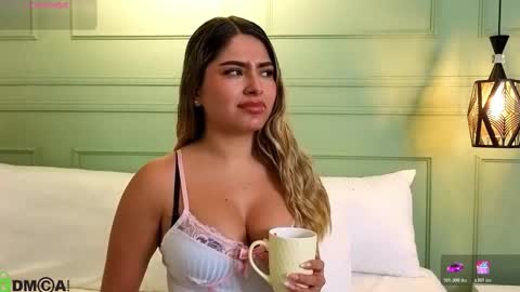 Snapshot of kataliina_18 chatting on January 14, 11:49 am Kat online show from January 14, 11:49 am