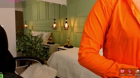 Snapshot of kataliina_18 chatting on February 17, 11:40 am Kat online show from February 17, 11:40 am