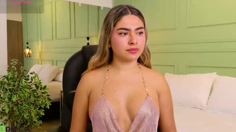 Snapshot of kataliina_18 chatting on March 23, 11:47 am Kat online show from March 23, 11:47 am