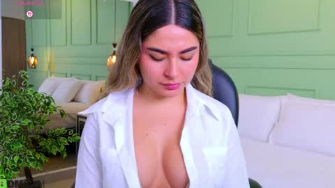 Kat online show from May 8, 11:48 am