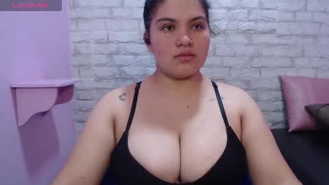 katalina santana25 online show from March 21, 7:06 pm