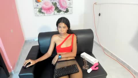 Snapshot of katalinack chatting on September 18, 3:47 pm katalinack online show from September 18, 3:47 pm