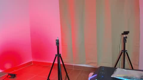 katalinaferreirax online show from April 3, 1:14 am