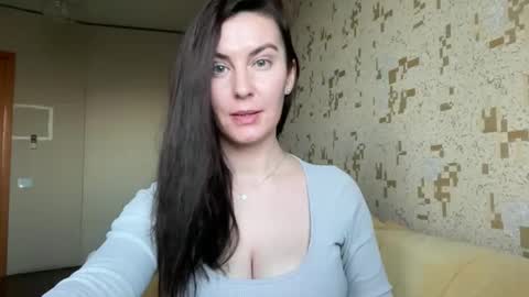 KatalinaQE online show from February 3, 6:40 am