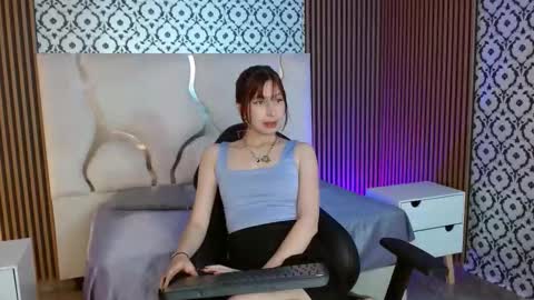 Snapshot of katana_tay chatting on September 30, 11:59 am katana_tay online show from September 30, 11:59 am