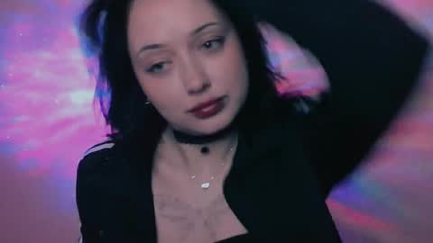 Snapshot of katarina_fox chatting on April 2, 5:10 pm Katarina Fox online show from April 2, 5:10 pm