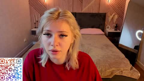 Kate online show from May 2, 1:10 am