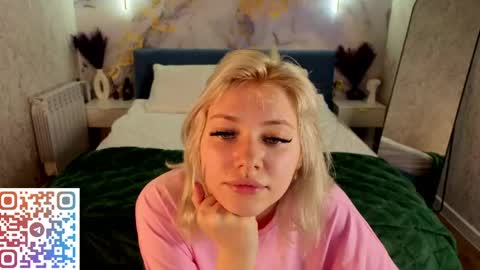 Kate online show from May 7, 1:11 am