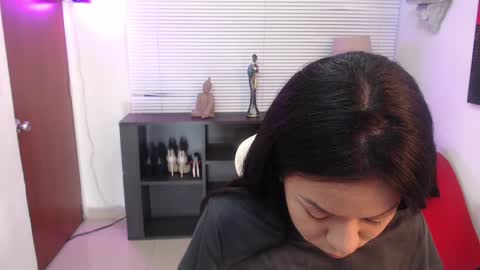 Kate  online show from January 19, 11:45 am