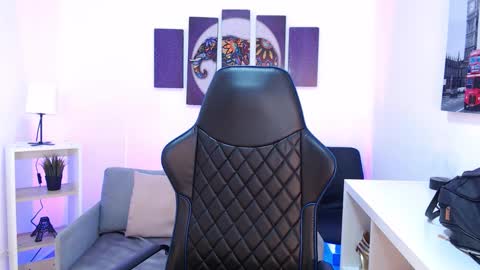 Kate  online show from October 27, 10:52 am