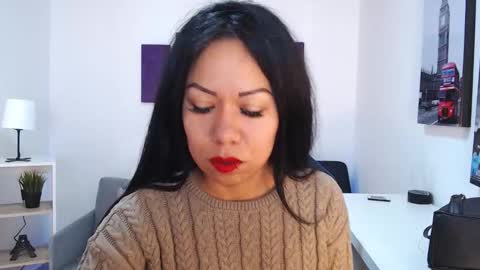 Kate  online show from November 1, 11:45 am