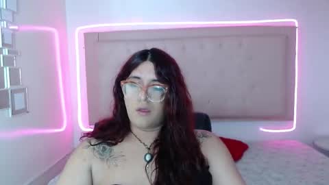 Snapshot of kate_pickman chatting on October 18, 4:15 am kate online show from October 18, 4:15 am